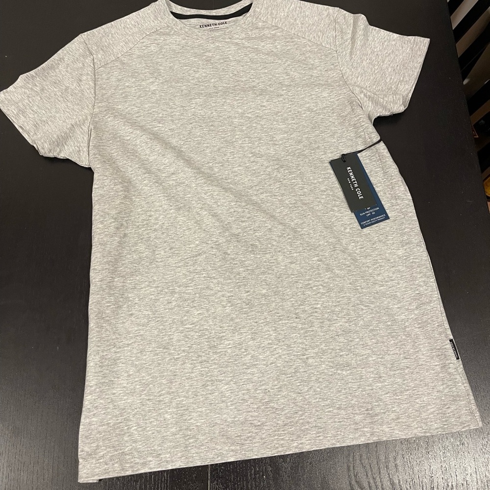SMALL KENNETH COLE NEW WITH TAGS